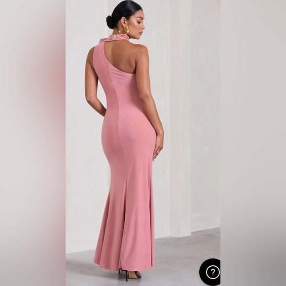 Worn once for baby shower. In like new condition. No rips, stains or snagging. - Picture 2 of 3